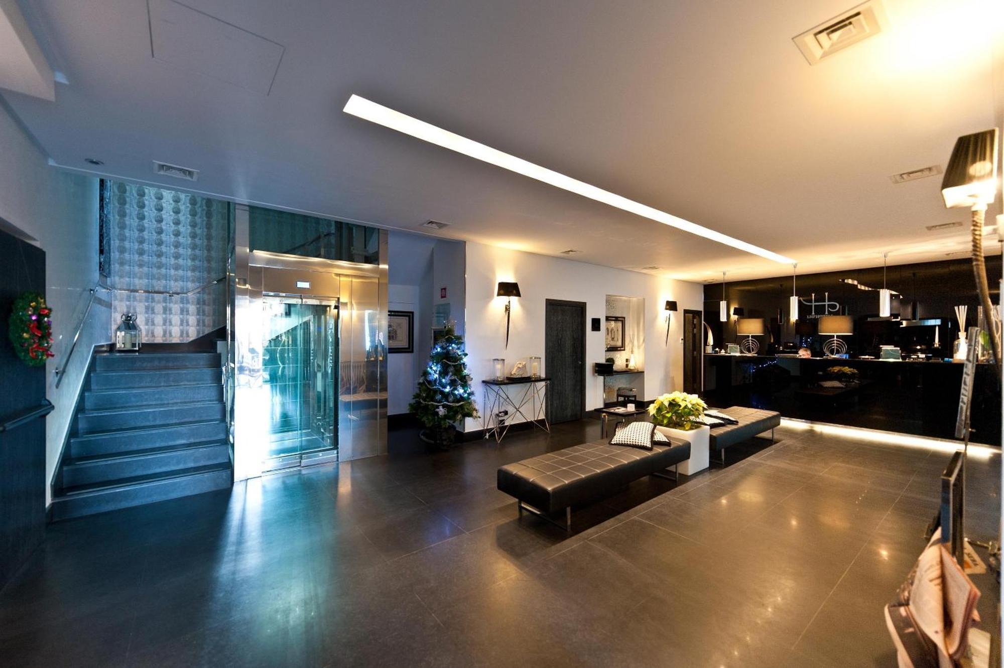 Lhp Hotel Santa Margherita Palace & Spa Santa Margherita Ligure Bagian luar foto The interior of the hotel