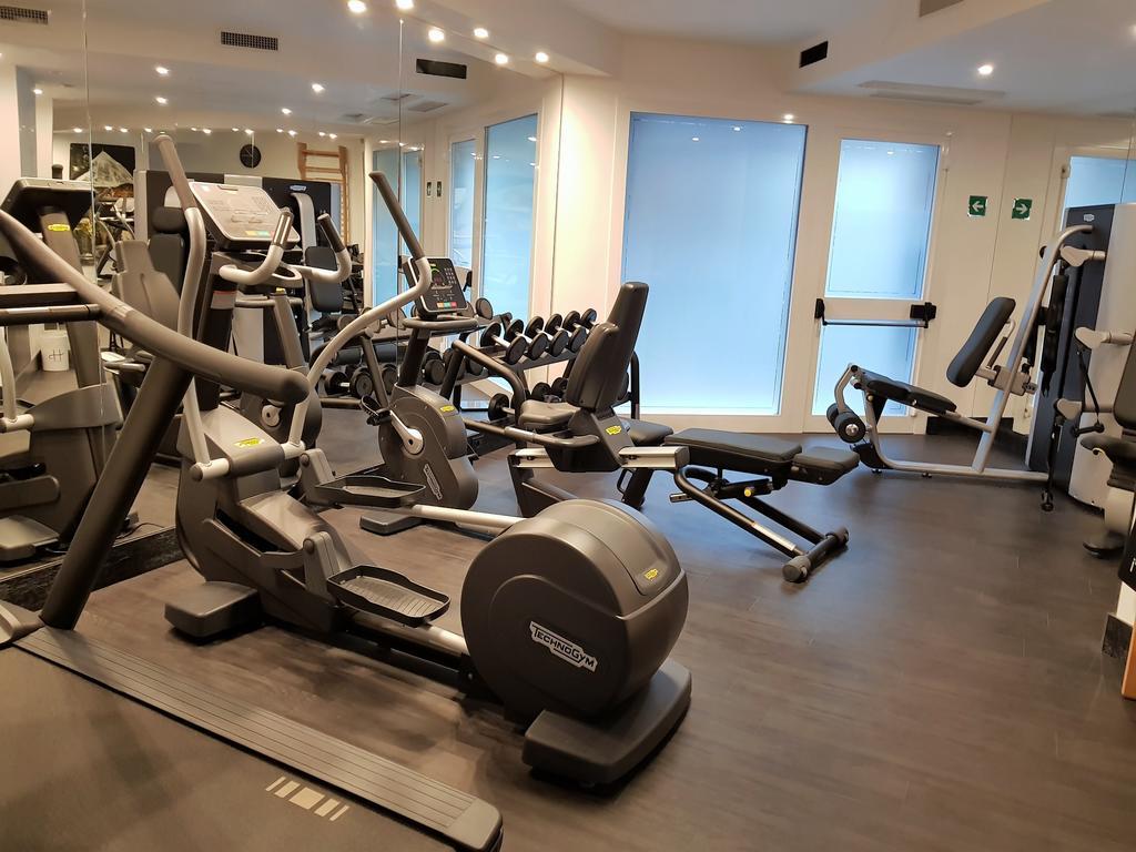 Lhp Hotel Santa Margherita Palace & Spa Santa Margherita Ligure Bagian luar foto The gym at the hotel